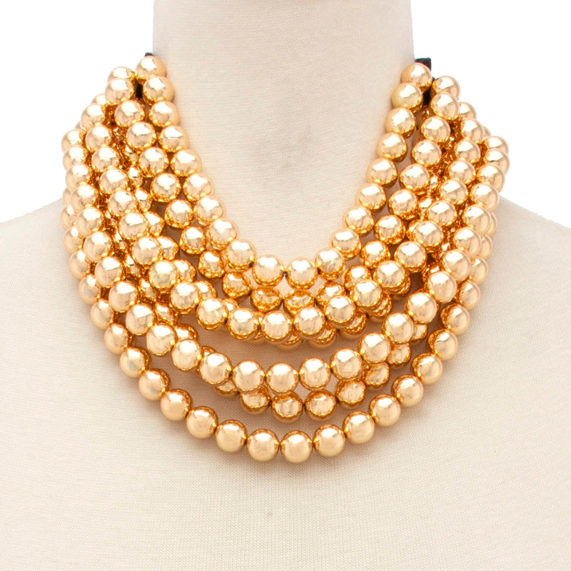 Beaded Necklace with Magnetic Closure in Gold