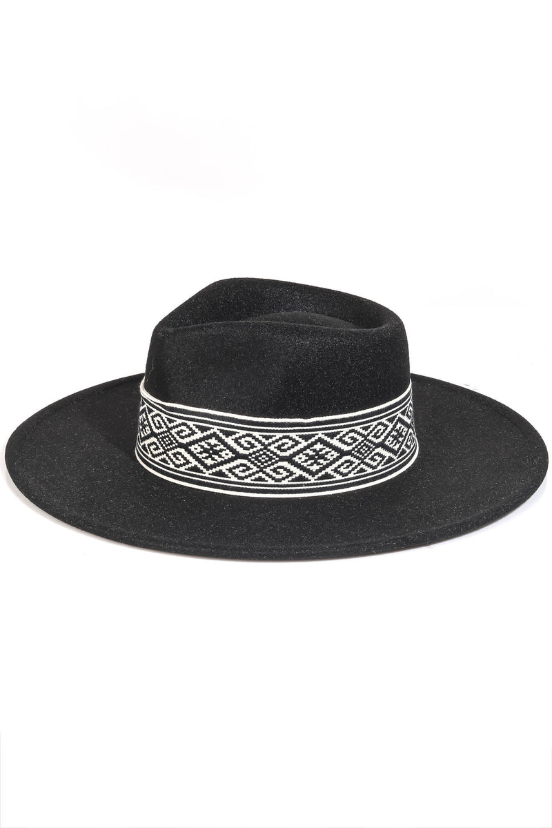 Charming Views Fedora in Black